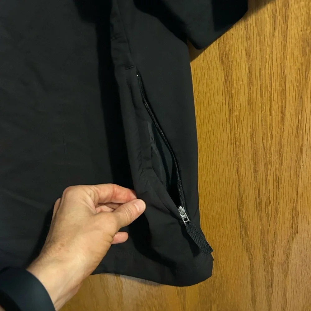 Nike Golf Men’s XL Black short sleeve 1/4 zip windbreaker pullover jacket